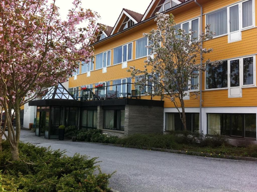 Alver Hotel Alversund Esterno foto